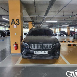 [지프]체로키(KL) 2.4 론지튜드 AWD 중고차중고차매입전액할부감사합니다