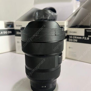 사용감 있는 시그마 14-24mm F2.8 DG DN Art 팝니다.