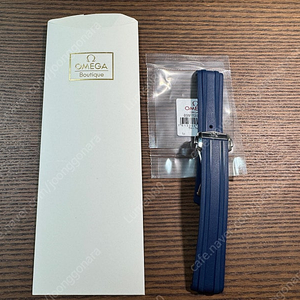 정품 오메가 러버밴드, 디버클 판매합니다.(씨마스터 다이버 300)