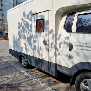 포터시티밴 캠핑카 오토흰색 팝니다