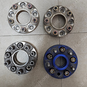 쌍용차량 허브스페이스 30mm ×4개 25mm×2개팝니다