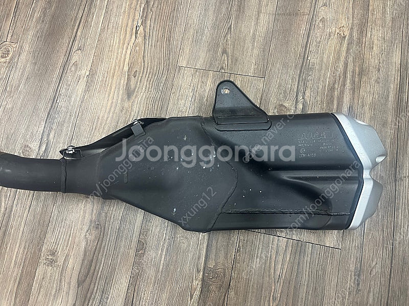 두카티 몬스터821 순정배기 머플러--2