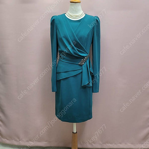 미니멈 리플렉스 드레이핑 원피스