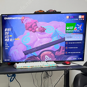 43인치 4k QLED 삼성 티비 팝니다 ( 모니터로 사용가능) 모니터암 서비스 kq43qt60afxkr