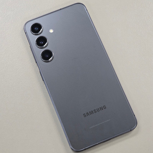 갤럭시 S24 블랙 512기가 24년 1월개통 액정무기스 깔끔한폰 54만에판매해요