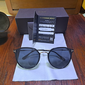 톰포드 선글라스 새상품 TF-897-K-5501