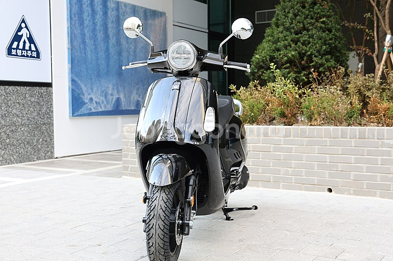 디자인 최고 한솜 아르떼125 신차판매 125CC 메뉴...--1