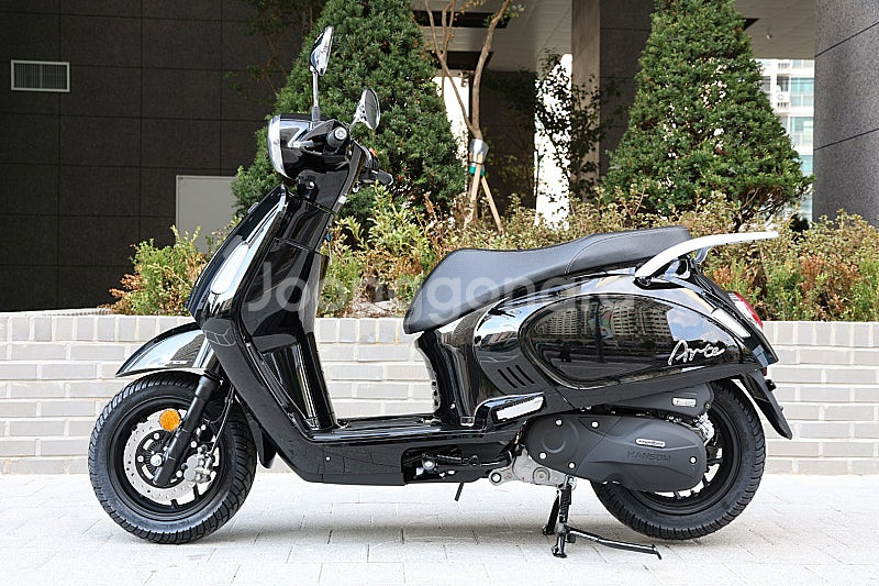 디자인 최고 한솜 아르떼125 신차판매 125CC 메뉴...--3