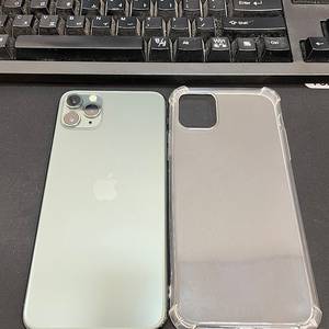 아이폰11프로맥스 64GB 그린 배터리87% 상태좋은 중고35만팝니다.