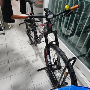 부산 예거 Mtb 신품급 판매