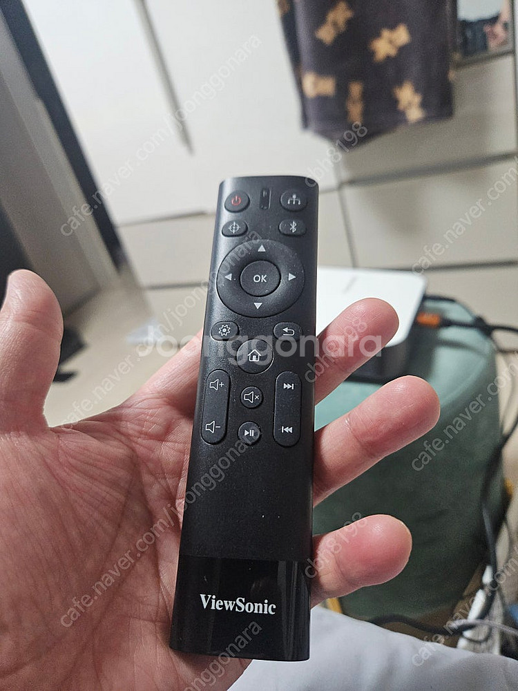 (실시간네고)뷰소닉 m2e 프로젝터 판매합니다 FHD+...--1