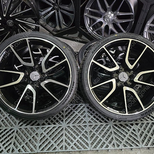 벤츠 CLS C257 CLS53AMG 스타일 20인치 휠타이어