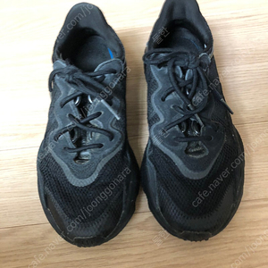 아디다스 240 사이즈 운동화 - 25000원