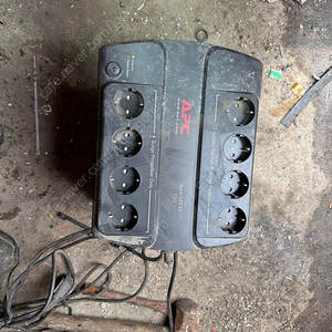 APC Back-UPS ES 700
