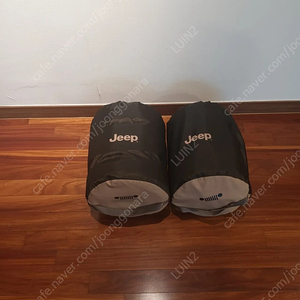 깨끗한 JEEP 사계절용 침낭 두개 일괄