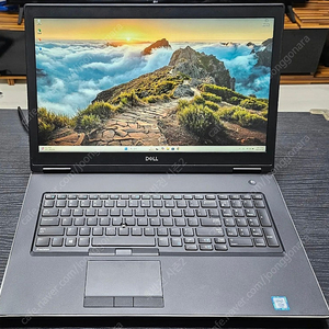 Dell Precision 7730 (Xeon E-2176M, 64GB, Quadro P3200)