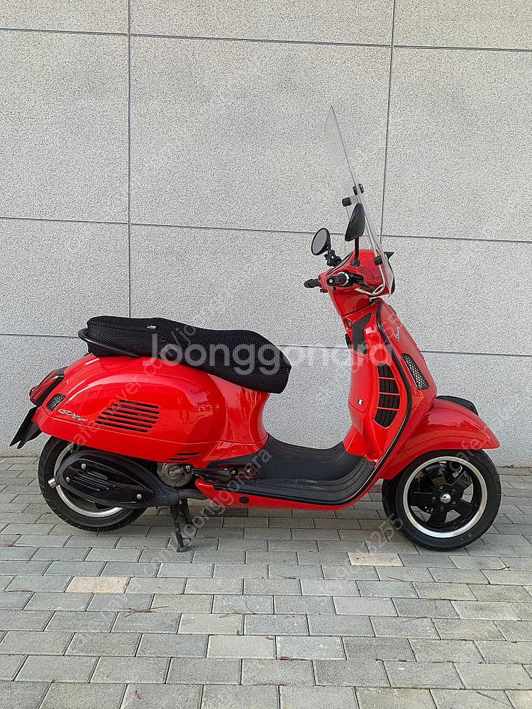 베스파gts300 슈퍼스포츠--6