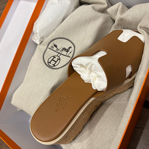 에르메스 에제 샌들 37