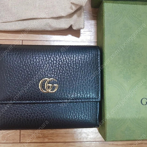 GG 마몽트 반지갑 (546584CAO0G)