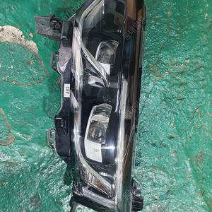 뉴QM6 LED 헤드라이트(운전석) 품번 260604608R