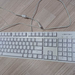볼텍스 타입F (VORTEX 1080 TYPE-F) 기계식 키보드 체리 갈축