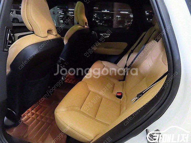 [볼보]XC60(2세대) D5 AWD 인스크립션 (5인...--7