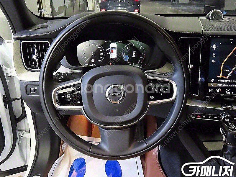 [볼보]XC60(2세대) D5 AWD 인스크립션 (5인...--8