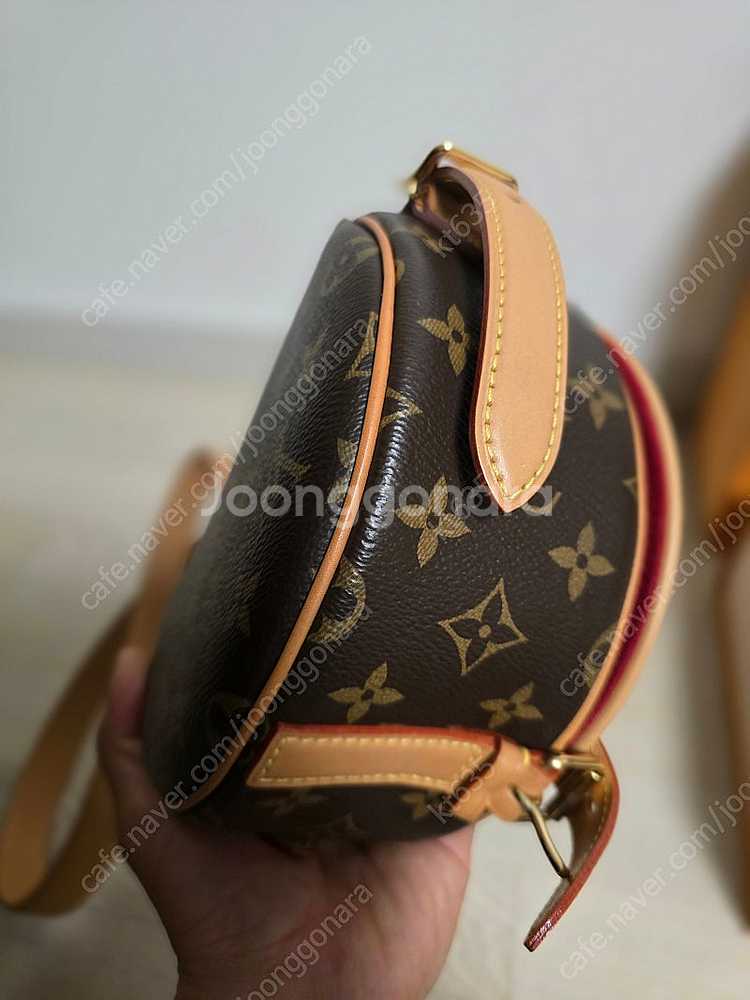루이비통 탬버린백 M44860 판매합니다--6