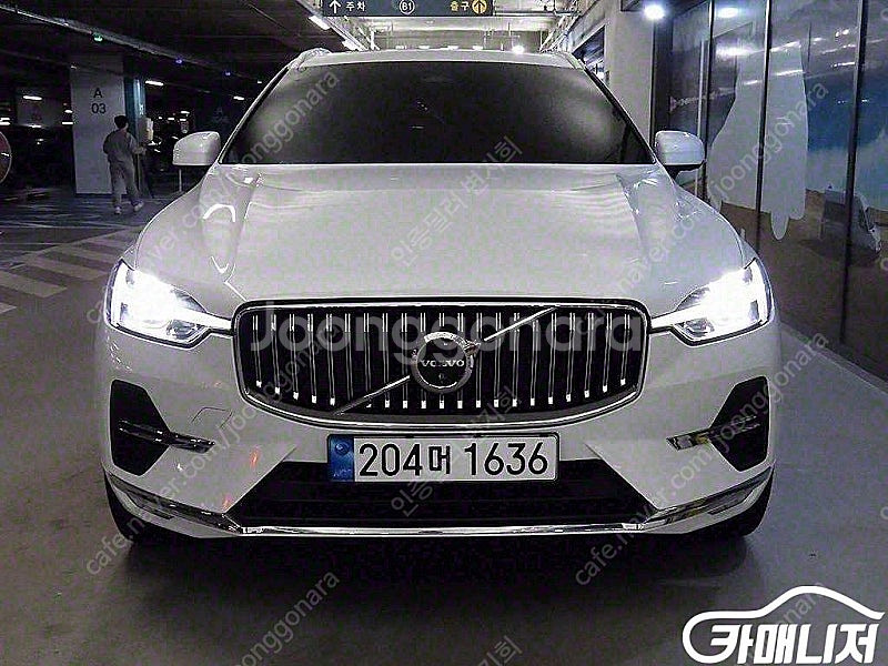 [볼보]XC60(2세대) B5 AWD 얼티메이트 브라이...--2