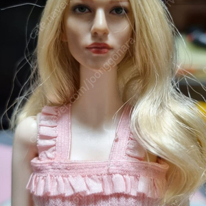 관절인형 .옷.신발.받침대