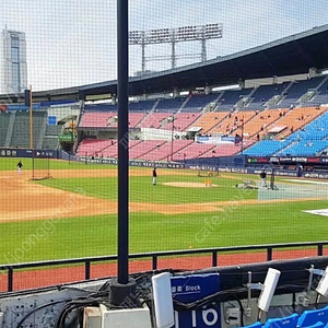 5/10 두산 vs NC 경기 3루블루석 통로2연석 정가양도