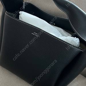 토템 버킷백 급처 가격다운