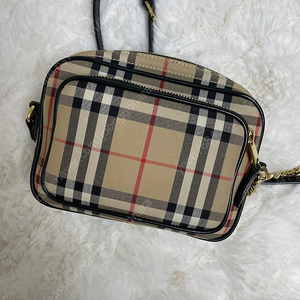 백화점 구매 버버리 체크 카메라백 판매해용