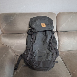 피엘라벤 등산가방 (38L)
