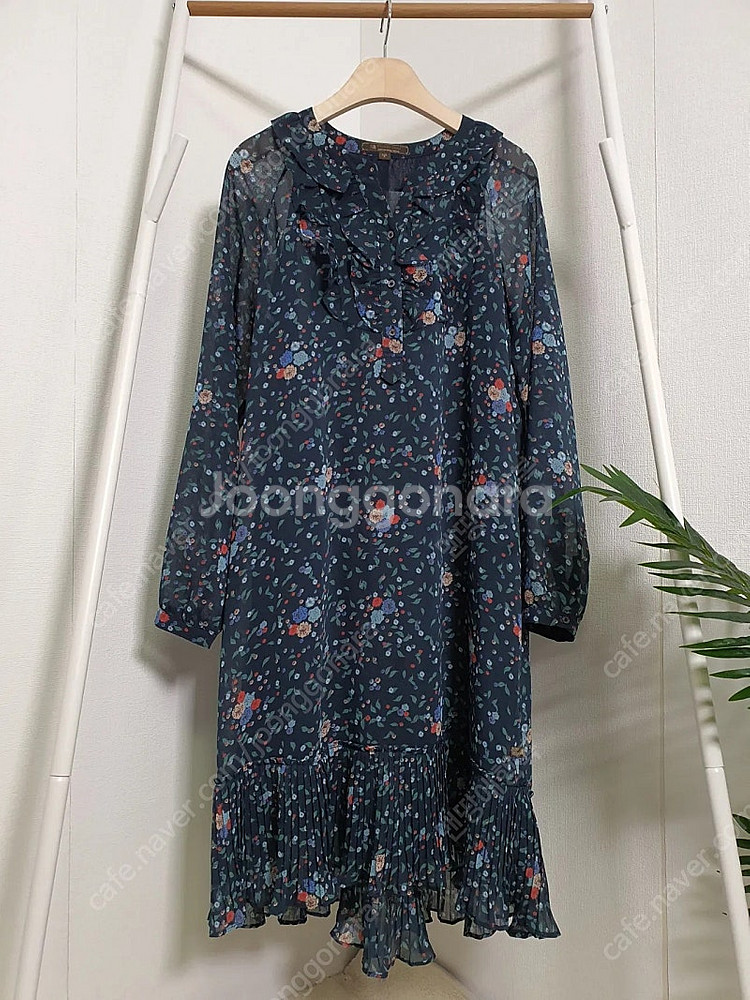 써스데이아일랜드 언발 플라워 쉬폰원피스--1