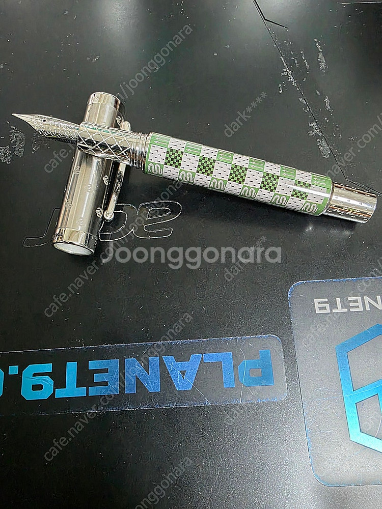 몬테그라파 해리포터 슬리데린 만년필 f닙 판매합니다.--0