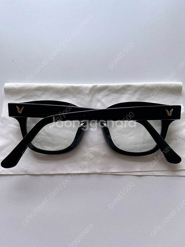 젠틀몬스터 인사이트(Insight) 블랙 판매합니다.--2