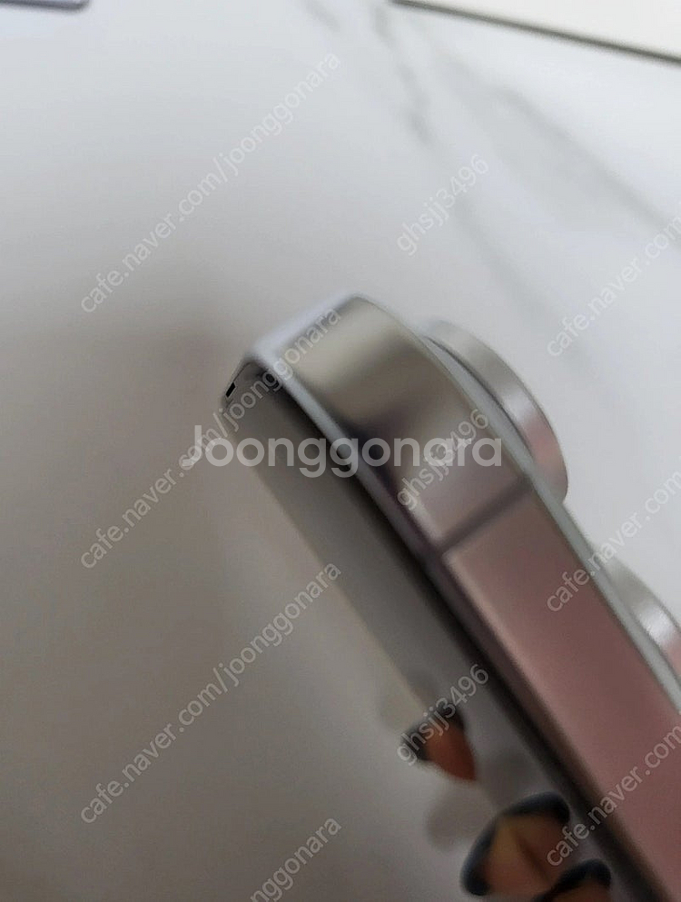 아이폰 16프로 256기가 화이트!--3