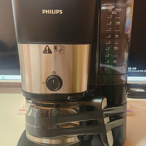 필립스 HD7900 올인원브루 커피메이커 그라인더내장형 팝니다