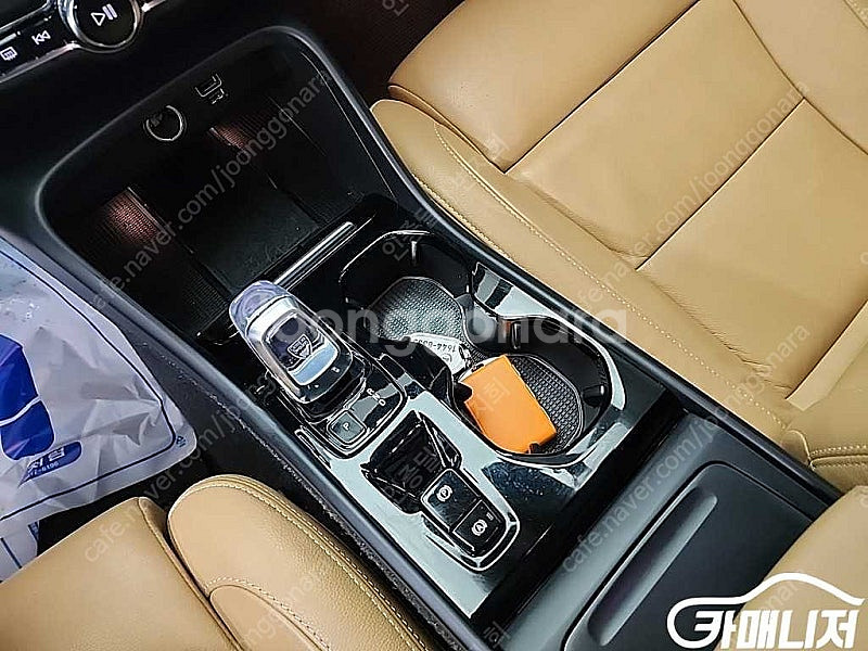 [볼보]XC40 B4 인스크립션 중고차 판매합니다--8