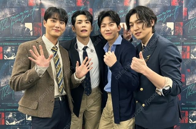 [DAY6/직거래/안전거래] 초특가 데이식스 DAY6 스페셜 서울 콘서트 / <FOREVER YOUNG> 5/7(금) / 첫콘 지정석 단석, 2연석(급매물/가격다운)