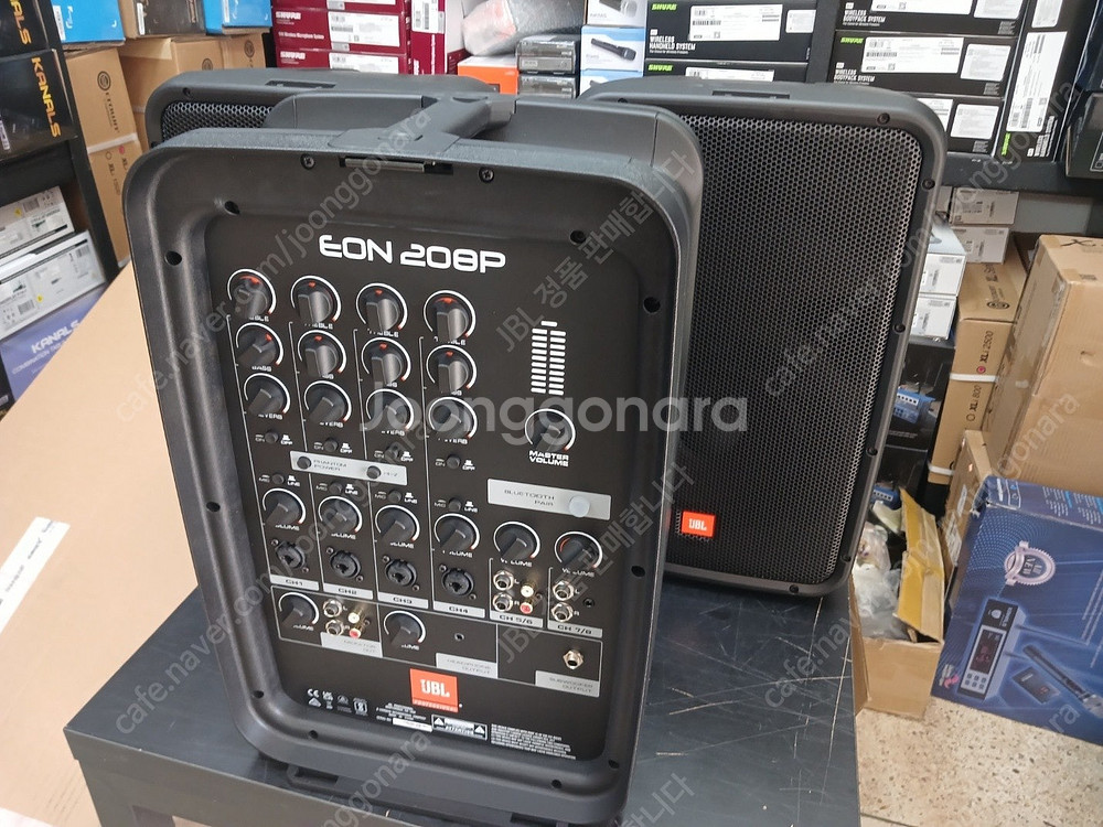 JBL EON208P 버스킹 스피커 판매합니다--1