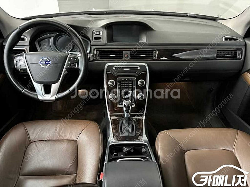 [볼보]XC70 D5 중고차 판매합니다--0