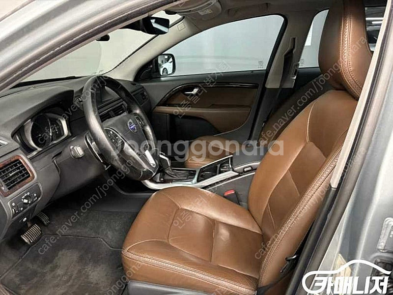 [볼보]XC70 D5 중고차 판매합니다--7
