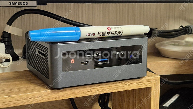 인텔 정품 미니PC NUC i5 10세대 램16기가--0