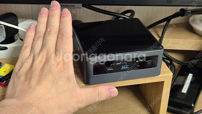 인텔 정품 미니PC NUC i5 10세대 램16기가--2