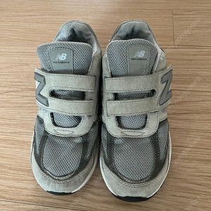 뉴발키즈 운동화 990 220