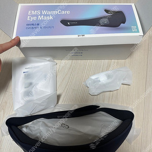 새제품 아이럭스뷰 EMS웜케어 시스템 눈마사지기