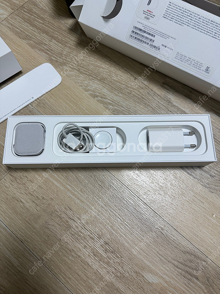 애플워치5 셀룰러 44mm 스테인리스 + 추가 스트랩--3