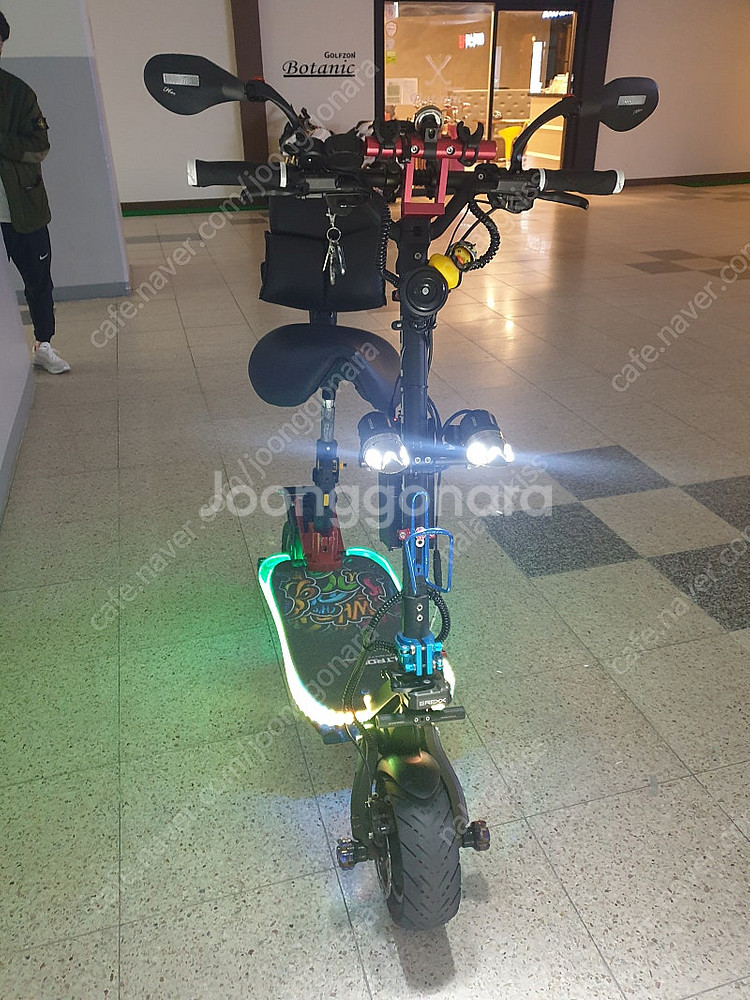 듀얼트론 썬더 전동 킥보드팝니다.--1